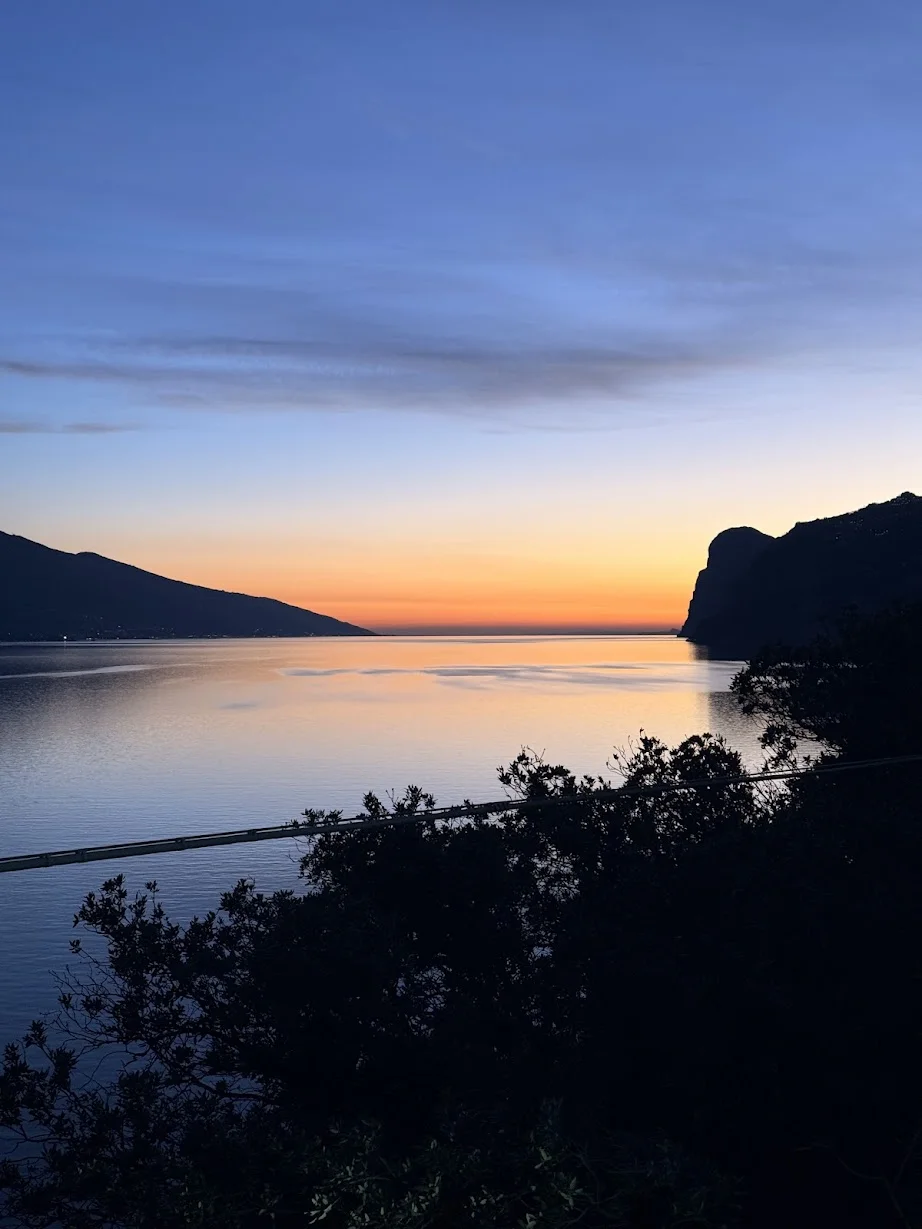 Sonnenuntergang am Gardasee - Erholungsurlaub