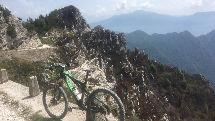 Trekking e MTB a Campione del Garda